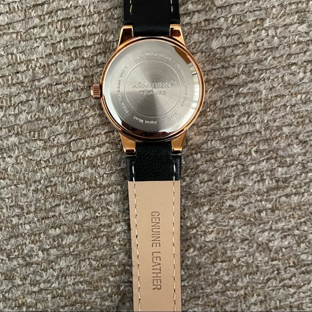 Armitron Watch - Picture 3 of 3